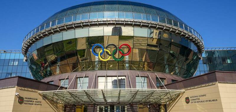 Председатель Сергей Рутенко поздравил от имени Белорусской федерации баскетбола НОК Беларуси с 35-летием